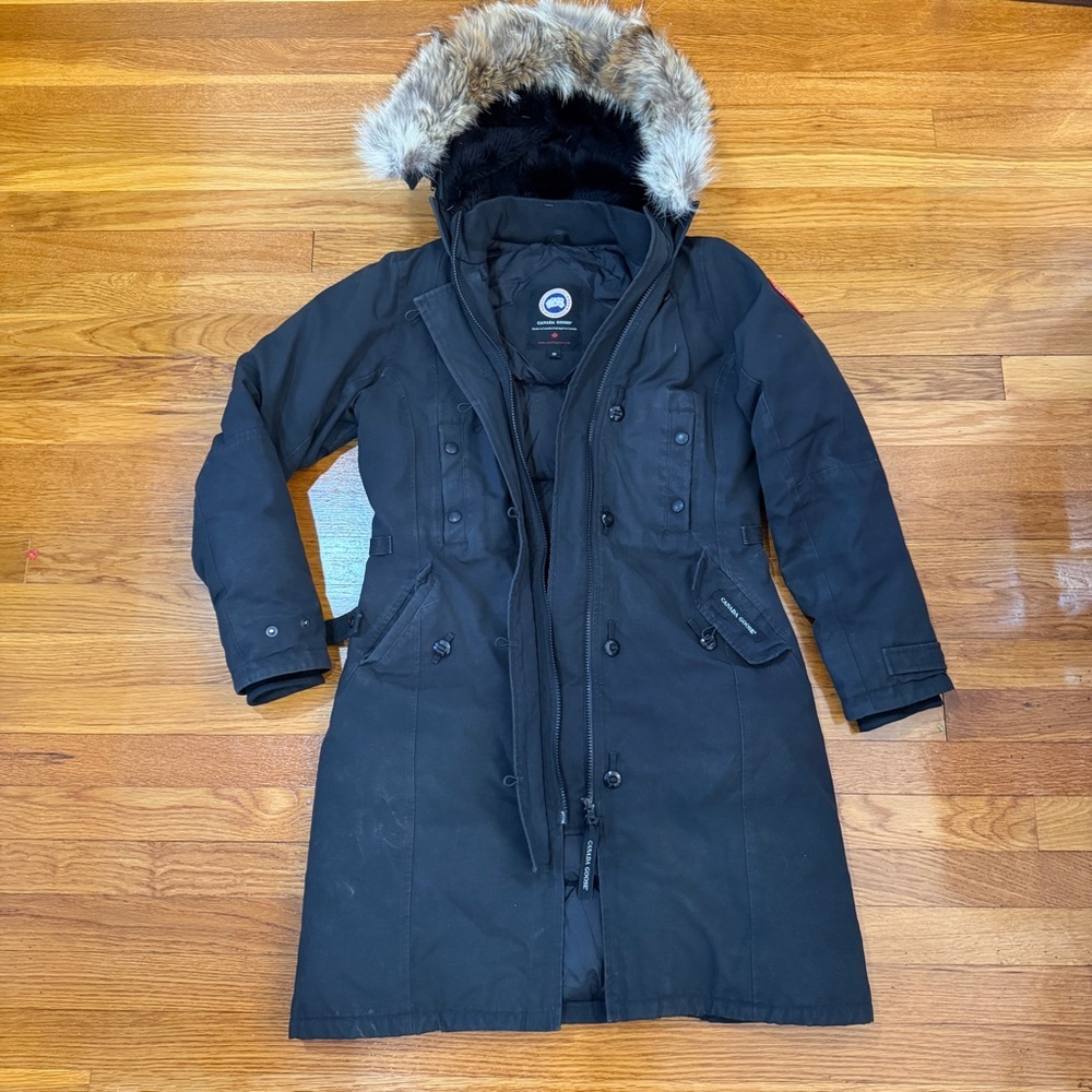 Canada Goose Kensington Parka in Black - Size Small